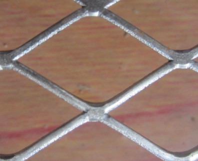 【供應(yīng)鋼板網(wǎng) 鋼板網(wǎng)腳踏網(wǎng) 護(hù)坡鋼板網(wǎng)】?jī)r(jià)格,廠家,圖片,金屬板網(wǎng),安平縣君泰絲網(wǎng)制品廠-